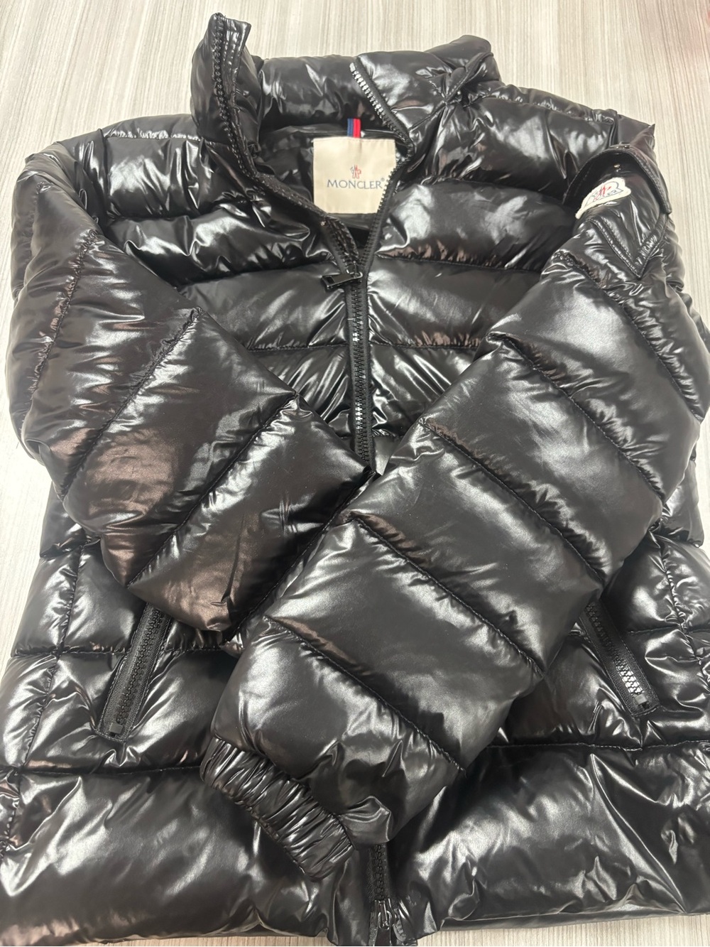 Moncler puffer - Picture 3 of 10